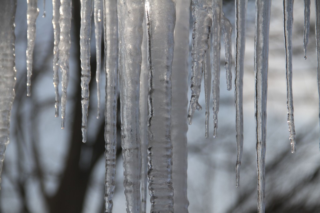 Beauty shot: ice curtain.