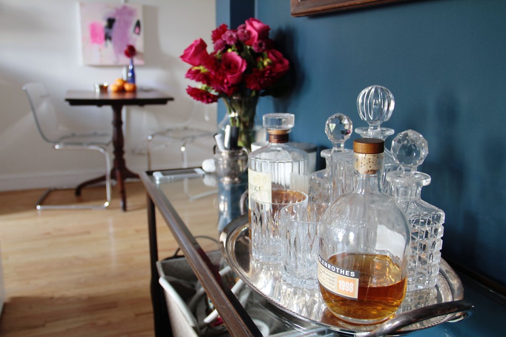 When we last left off, you saw the glorious living space that we carved out of practically nothing. Now, have a look at the kitchen/dining room.